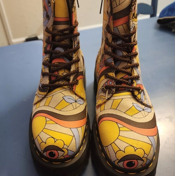 Dr. Martens Vegan Platform Jadon Psychedelic Retro Ray Eye Mushroom Women's 9 - Picture 2 of 8